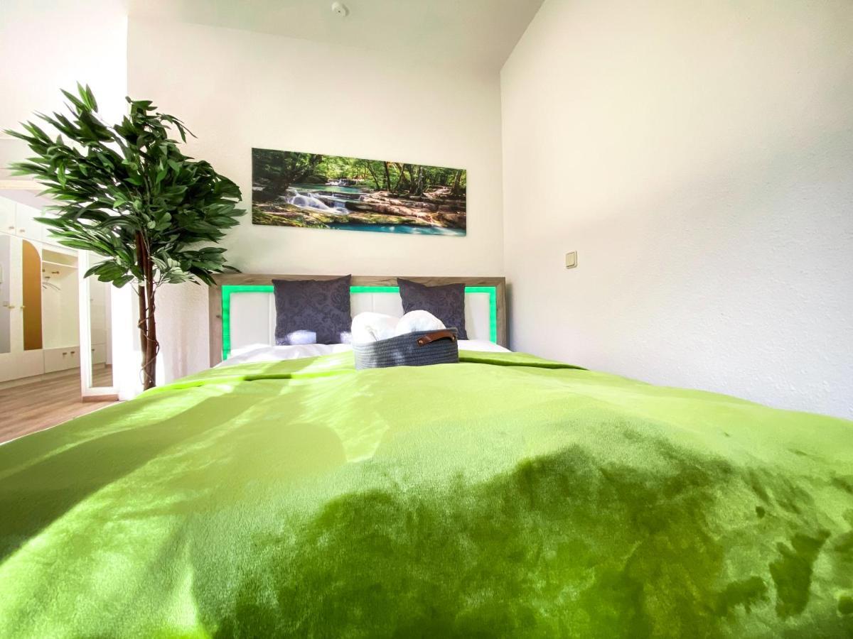 Wohlfuehl-Apartment Mit Kostenfreier Tiefgarage, Wifi & Terrasse Лайпциг Екстериор снимка